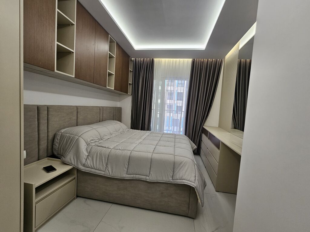 Apartment 2+1 + parking spot for rent Zogu i Zi