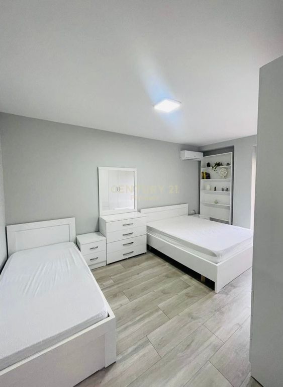 JEPET ME QIRA APARTAMENT 2+1 21 DHJETORI TIRANË