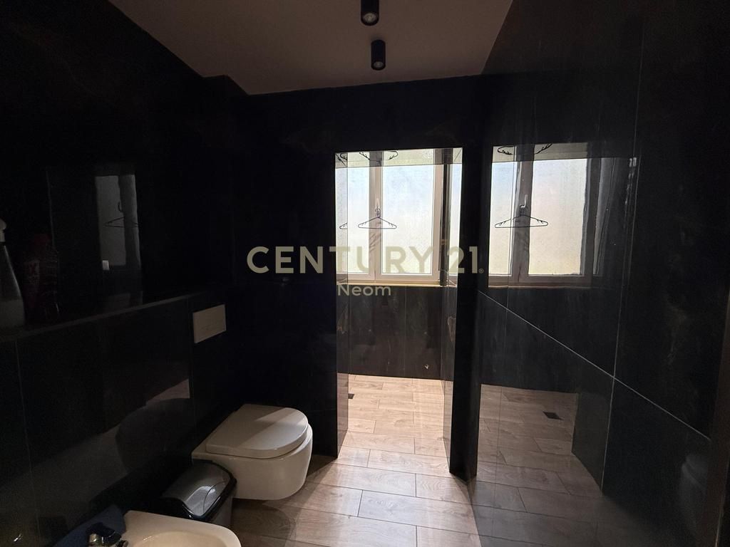 FOR RENT, COMMERCIAL SPACE ON THE STREET IRFAN TOMINI