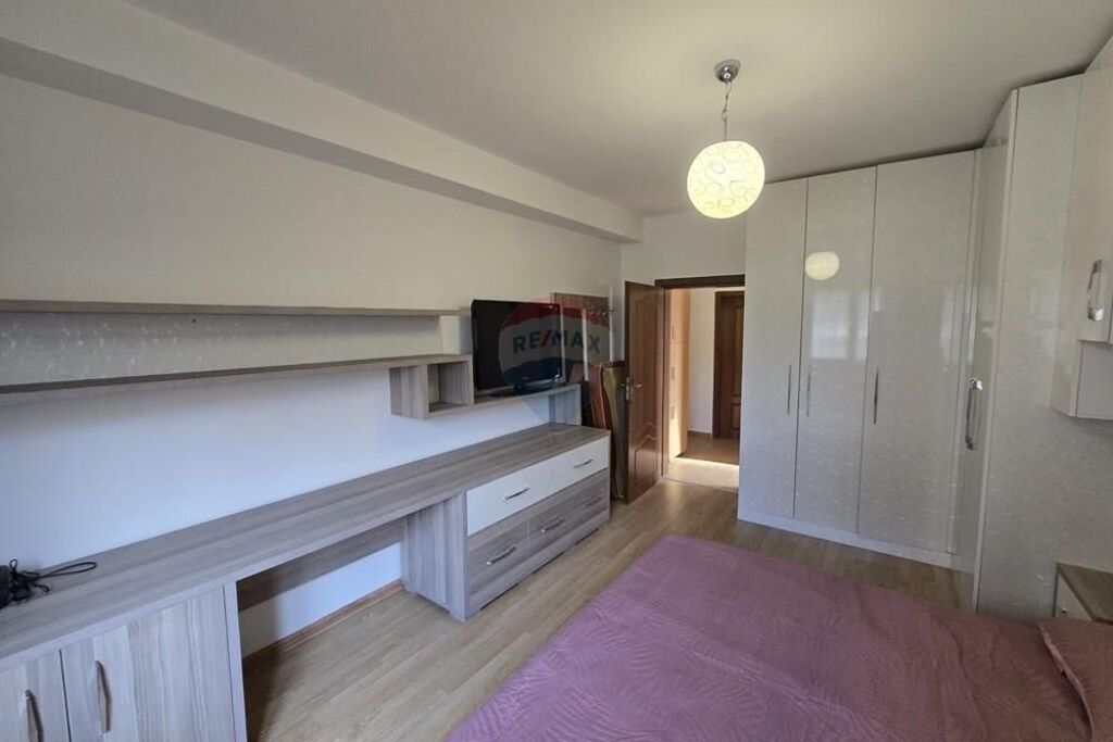 Apartment 4+1+2 for rent on Mine Peza Street