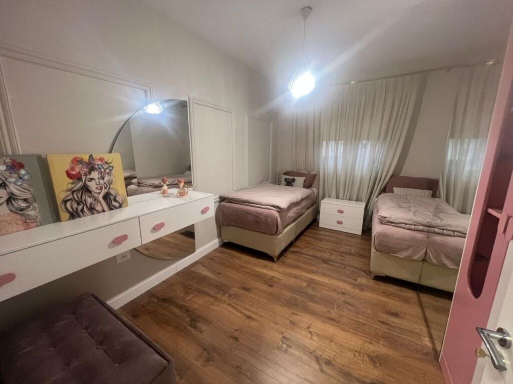 Appartamento 2+1 in vendita in Via Barrikadave!