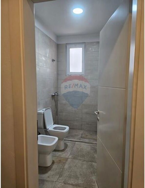 Office space - For Rent - Papa John Paul II Street, Tirana