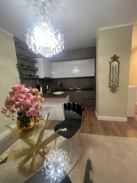 Appartamento 2+1 in vendita in Via Barrikadave!
