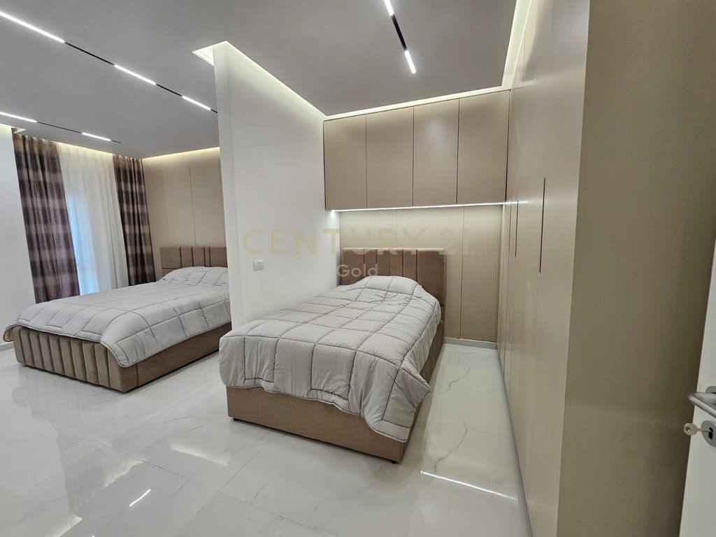JAPIM ME QIRA APARTAMENT 1+1+ POST PARKIMI!