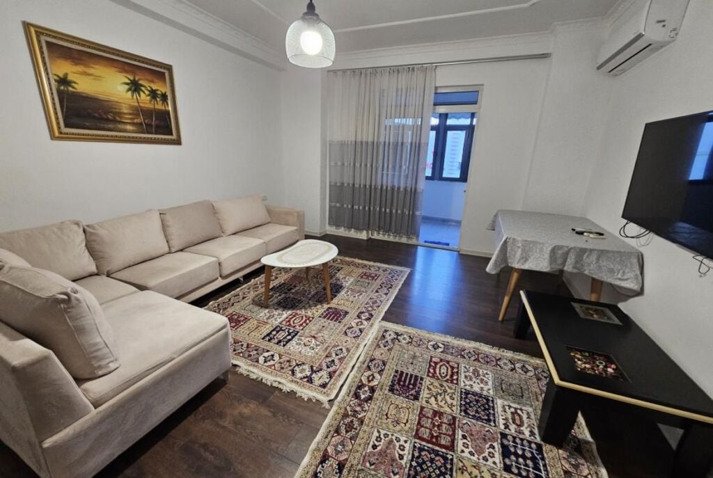 Ne Don Bosko Jepet Me Qira Apartament 2+1 I Mobiluar!