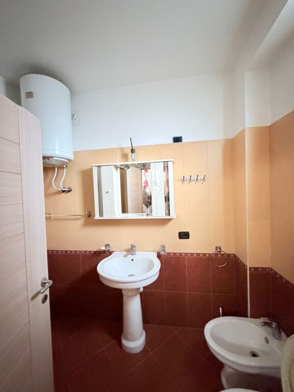 FOR RENT 2+1 APARTMENT FORMER URT, DURRES