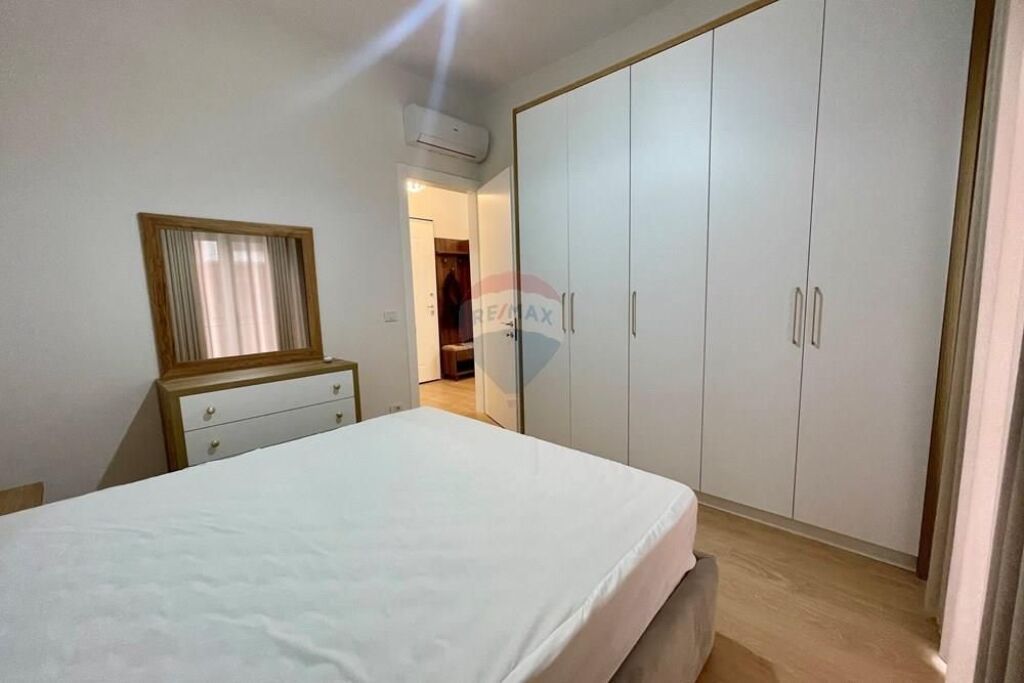 Apartament - Për Qira - Kompleksi Delijorgji, Tiranë