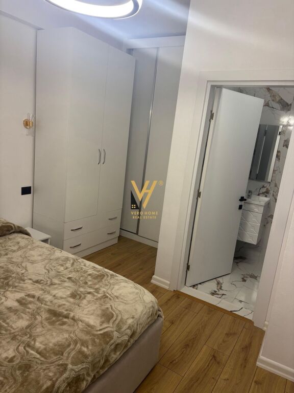 JEPET APARTAMENT 2+1+2+BLK ME QERA TE 21 DHJETORI 70.000 LEKE