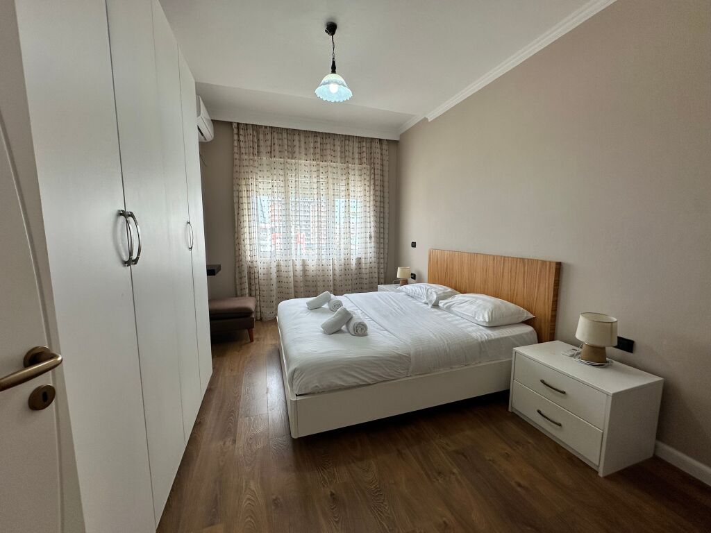 Appartamento con vista mare in affitto a lungo termine a Vlora
