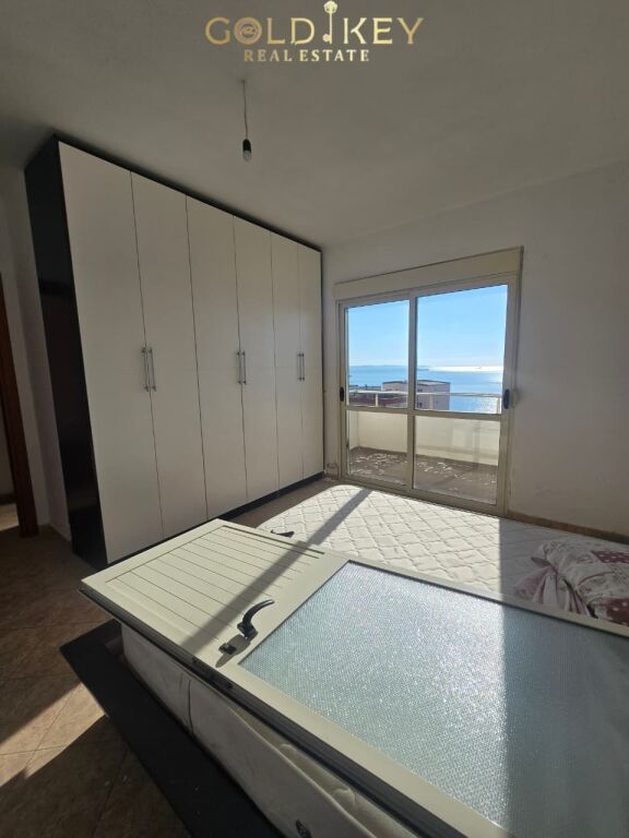 🏠 Shitet Apartament 2+1 (mundesi konvertimi ne 2 apartamenti 1+1)
