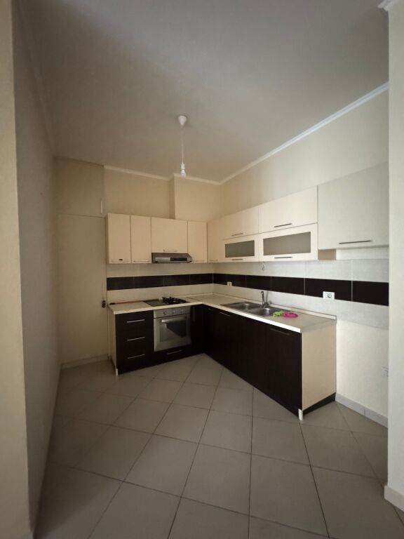 1+1 apartment for sale parisit municipality