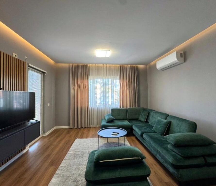 VENDESI APPARTAMENTO 1+1 A DON BOSKO, VICINO ALL'OSTELLO GJELI 160,000 €