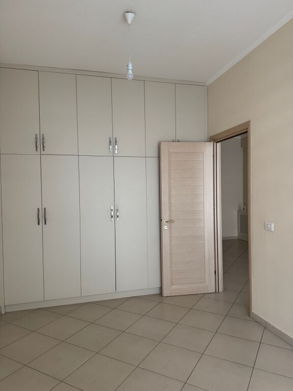 1+1 apartment for sale parisit municipality