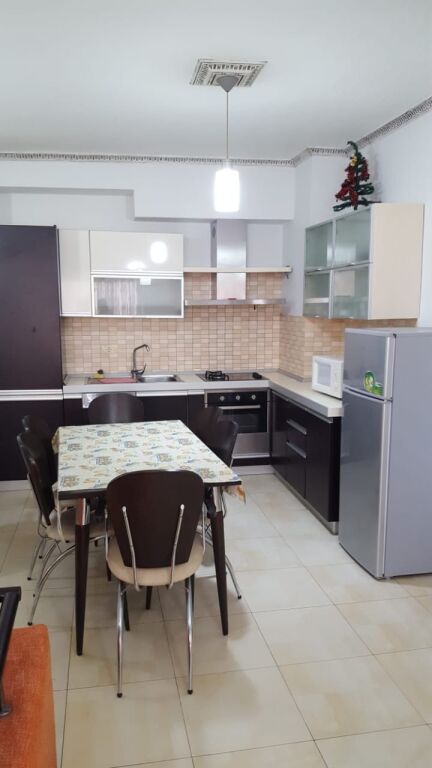 2+1, furnished in Zog te Zi near the logo, 550 euros