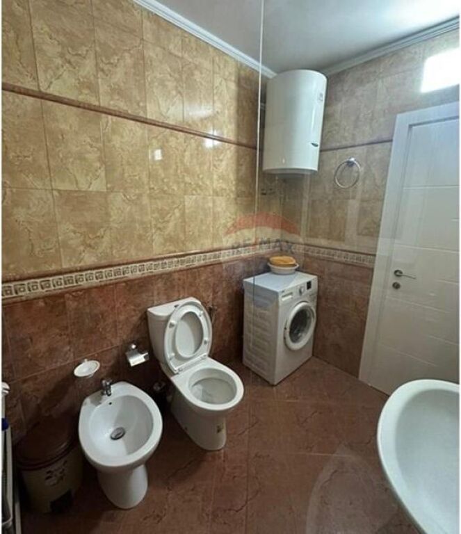 Appartamento - In Affitto - Ex Campo di Aviazione, Tirana