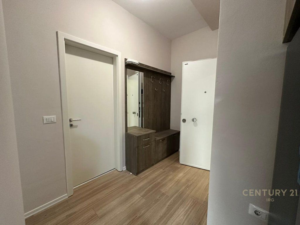 JEPET ME QIRA APARTAMENT 1+1 TEK KOMPLEKSI MAGNET