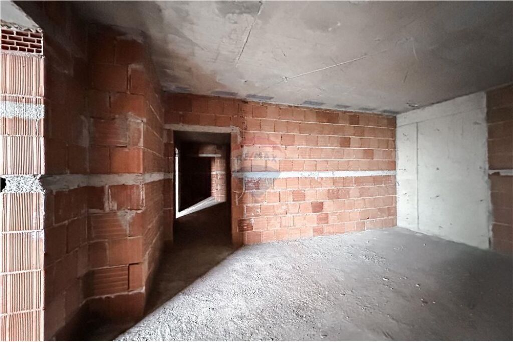 Apartment - For Sale - Institute, Kamëz