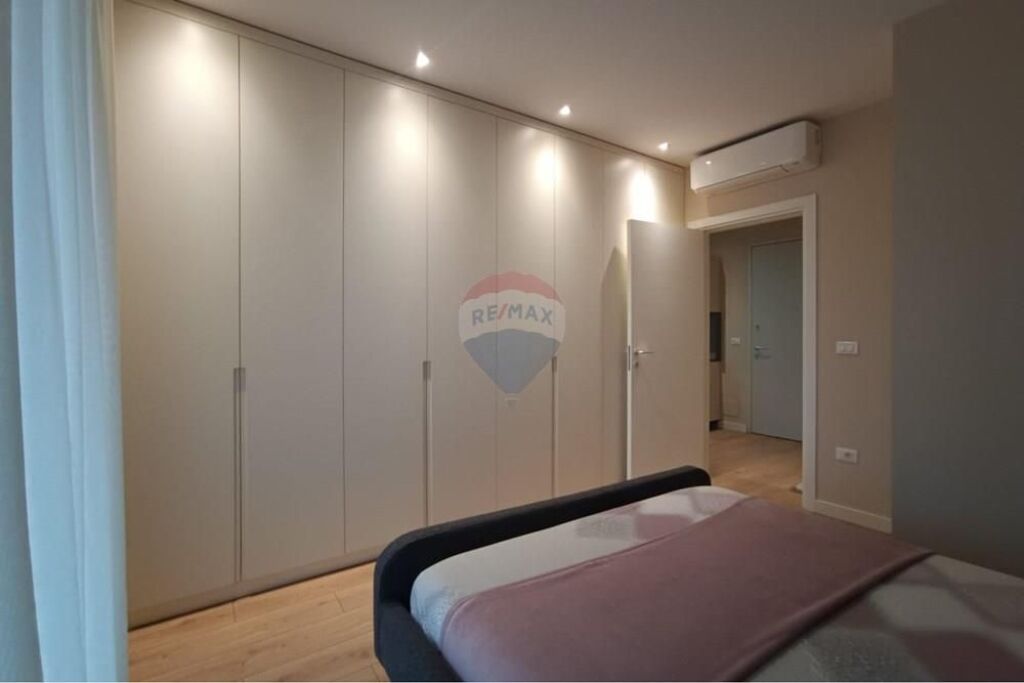 Apartment - For Rent - Zogu I Zi, Tirana