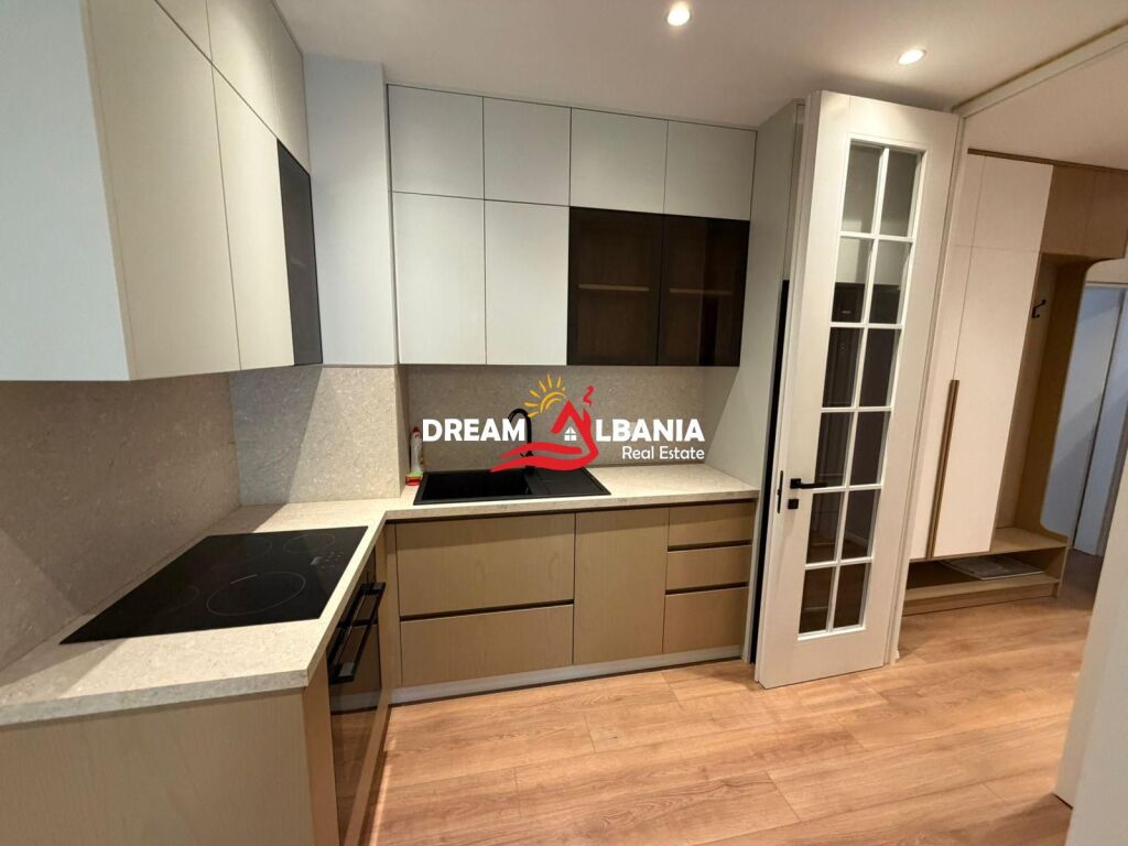 Appartamento 2+1 in vendita nel centro di Tirana vicino a Caffè Flora (ID 41211759)
