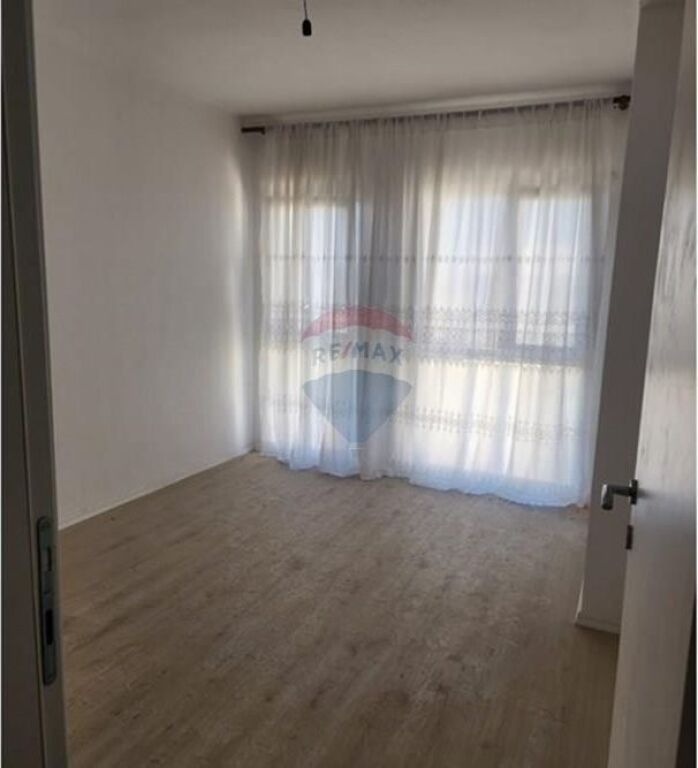 Appartamento - In Affitto - Univers City, Tirana