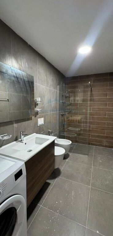 Affitto, Appartamento 1+1, Accesso Tirana
