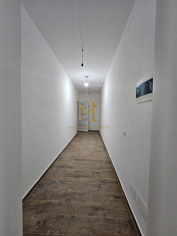 IN VENDITA APPARTAMENTO 1+1+ CORTILE PRESSO OSPEDALE REGIONALE DURRES!