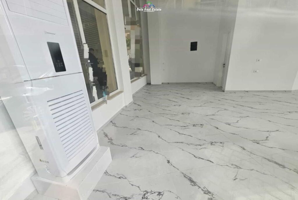 Shop For Rent At New Bazaar ( ID BD21844) Tirana