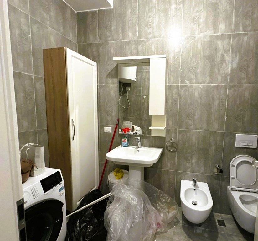 Apartament 1+1 tek Kompleksi Magnet !