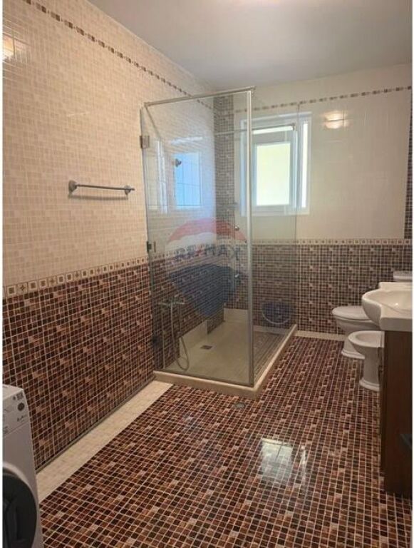 Appartamento 1+1 in affitto in via Elbasan. 1+1 in affitto vicino a Lion Park.