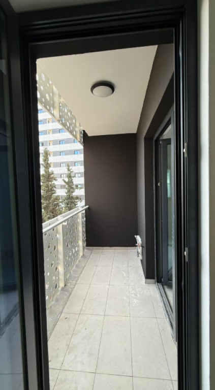 🏡 Shitet Apartament 1+1 – Corner Residence, Rruga e Kavajës