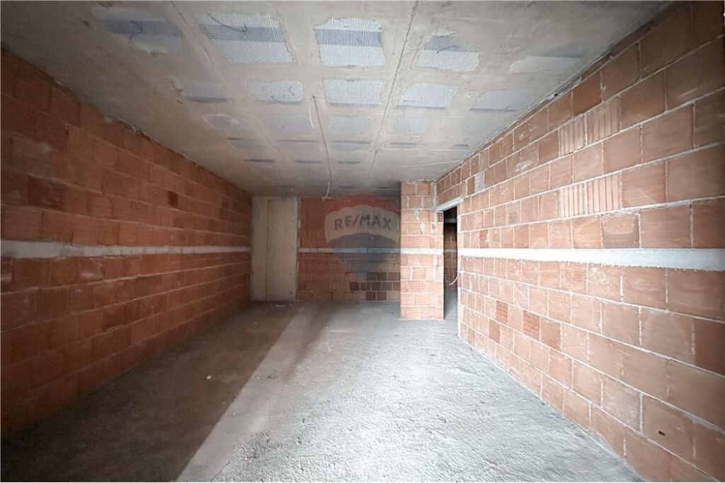 Apartment - For Sale - Institute, Kamëz