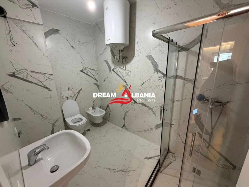 Appartamento 2+1 in vendita nel centro di Tirana vicino a Caffè Flora (ID 41211759)

