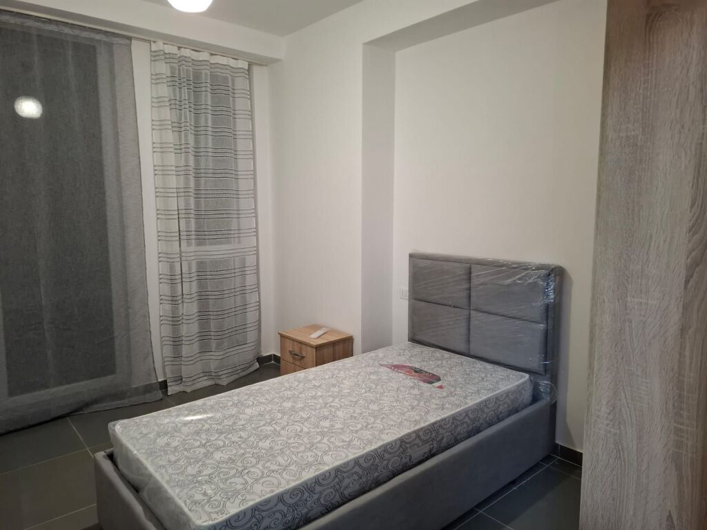 Affittasi appartamento 3+1, via 5 Maj, vicino ai palazzi del Comune