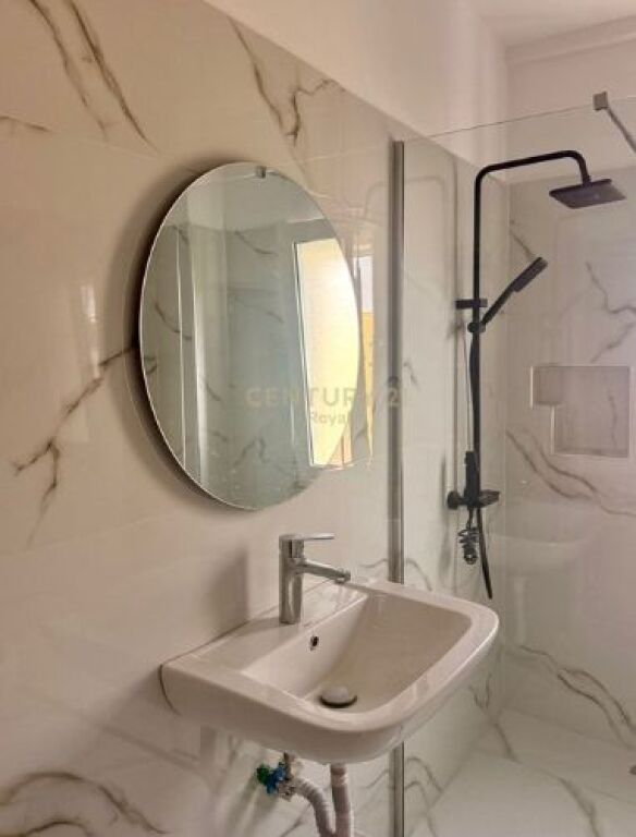 Apartament 2 + 1 për shitje– zonë me qasje të mirë dhe vlerë investimi