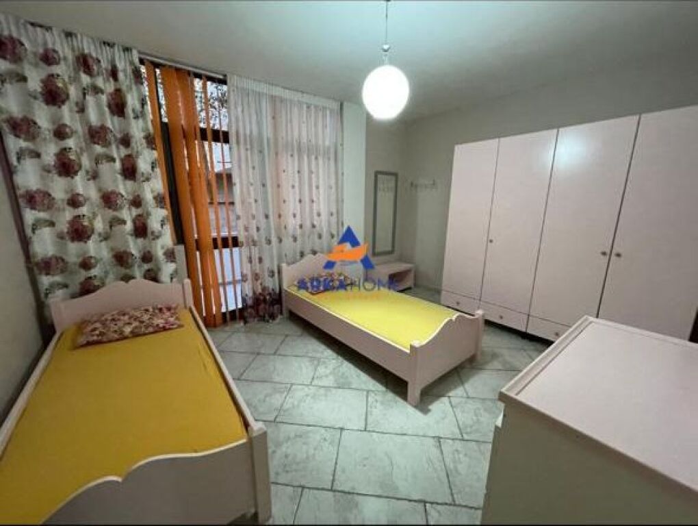 APPARTAMENTO IN AFFITTO 2+1+BALCONE "VIA QEMAL STAFA" 650 EURO