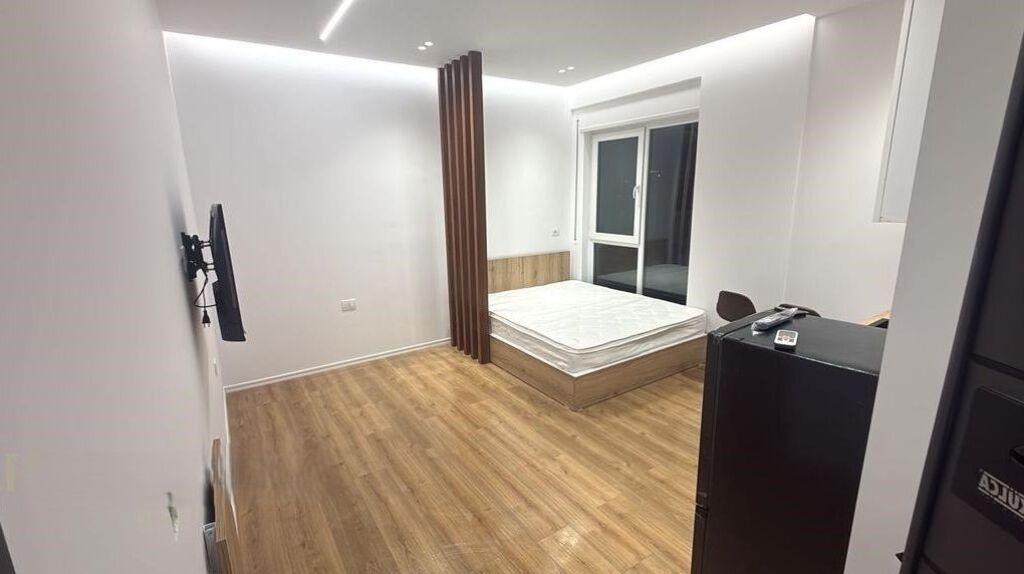 Studio apartment for rent near 5 Maji