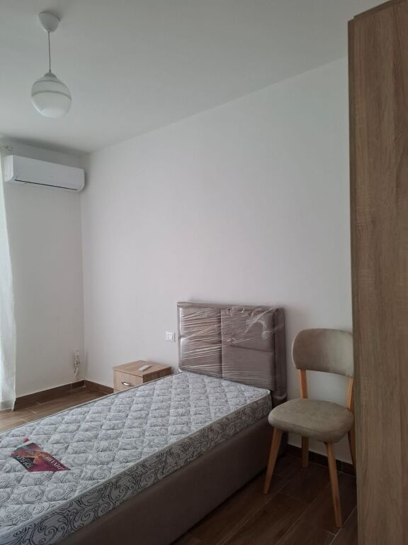 Affittasi appartamento 2+1, via 5 Maj, vicino ai palazzi del Comune