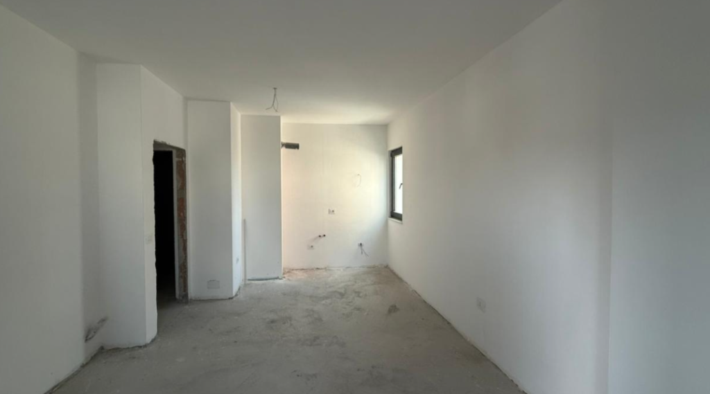🏡 Shitet Apartament 1+1 – Corner Residence, Rruga e Kavajës