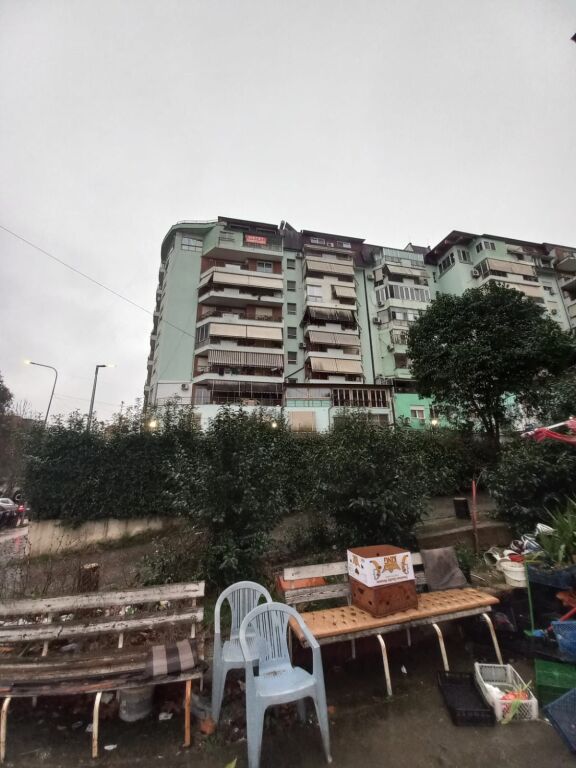 Prezzo ridotto! Appartamento 3+1+2, Komuna e Parisit!!! Da 320K a 300K!!!