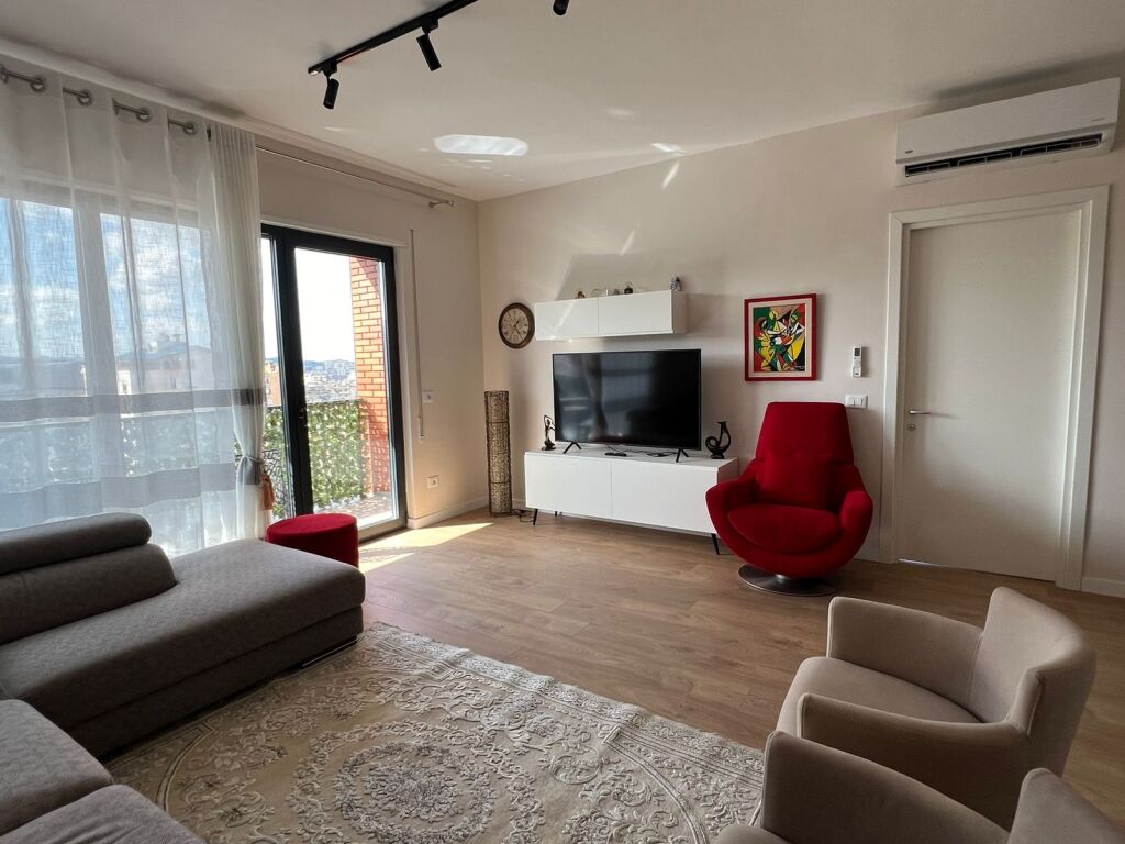 Appartamento in affitto 2+1+2 – Myslym Shyri