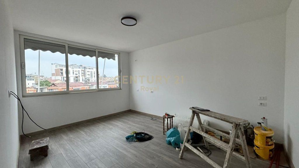Appartamento 2+1 in vendita a Allias, di fronte al Commissariato n. 4, Tirana - 105.000€ | 75,7 m²