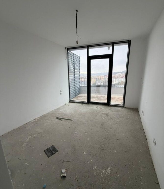 Apartament 2+1 me verandë + Post Parkimi , Lake View Residence Liqeni Artificial