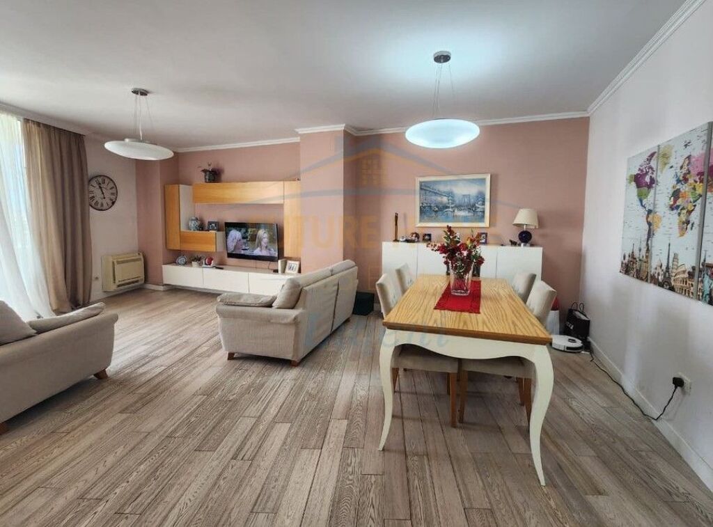 Shitet, Apartament 3+1+Post Parkimi, Liqeni i Thatë, Tiranë.