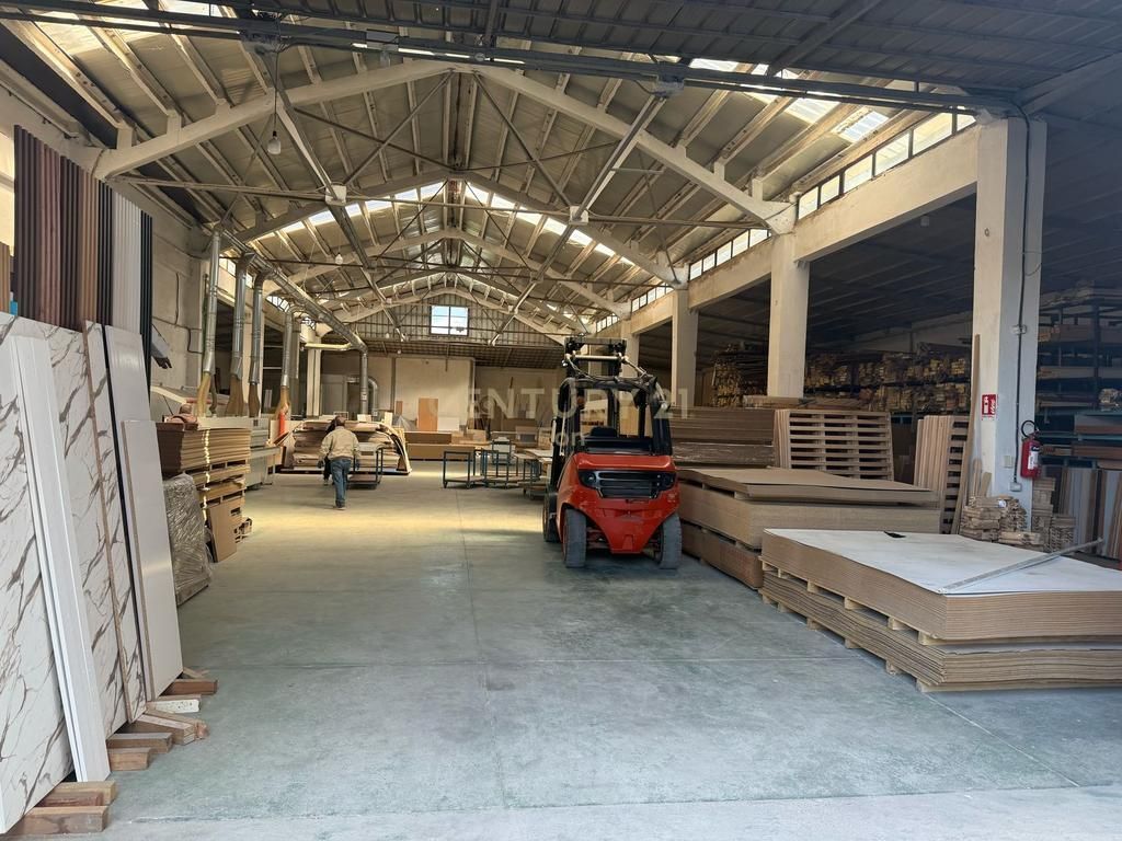 WE SELL WAREHOUSE 953M2 IN SHKOZA, DURRES !