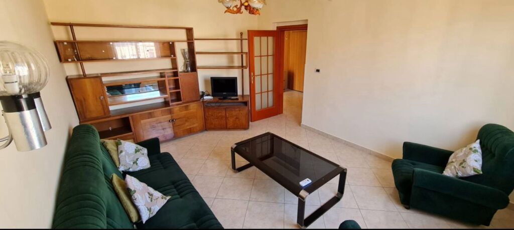 🏠 Appartamento 2+1 in Affitto a Pazari i Ri