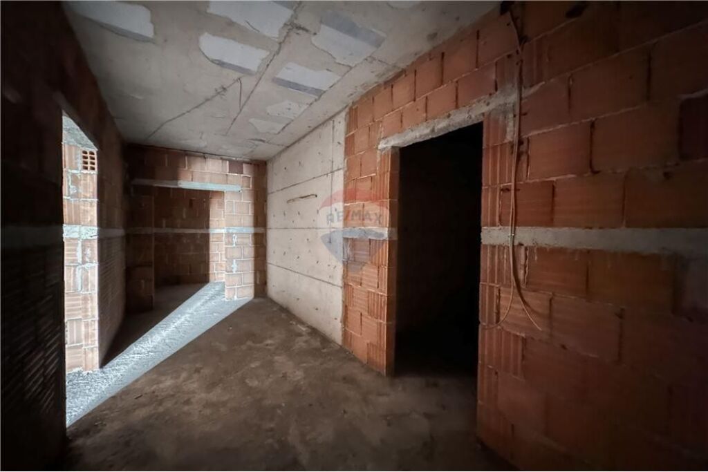 Apartment - For Sale - Institute, Kamëz