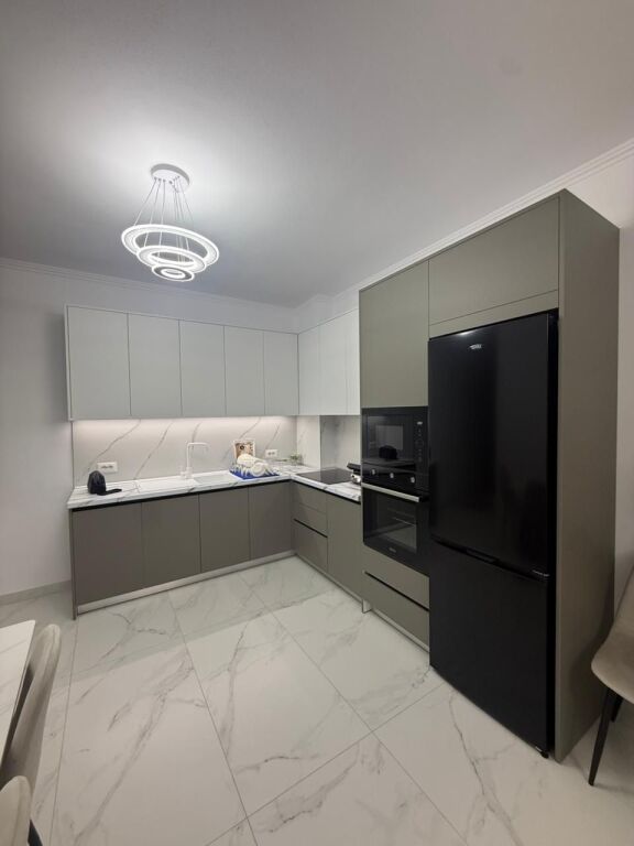 For rent apartment 2+1+2wc+2 balconies in Kamez