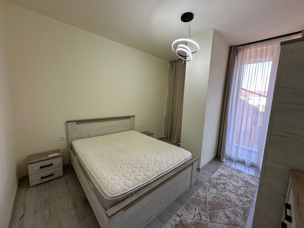 Shesim apartment 1+1 te rruga Riza Cerova !