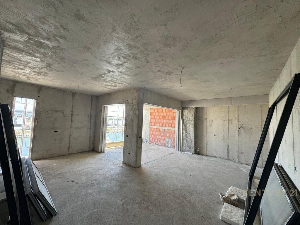 APARTAMENT 2+1+2 ME PAMJE NGA MARINA TE TURQUOISE MARINA!