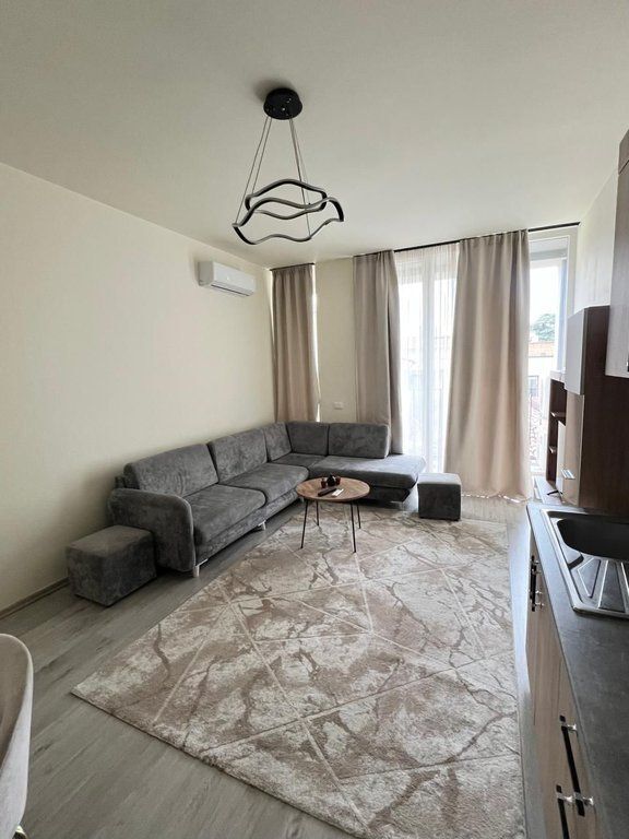 RRUGA RIZA CEROVA, SHESIM APARTAMENT 1+1+POST PARKIMI